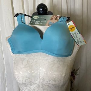 NWT Kindly Yours blue, wire free, bra